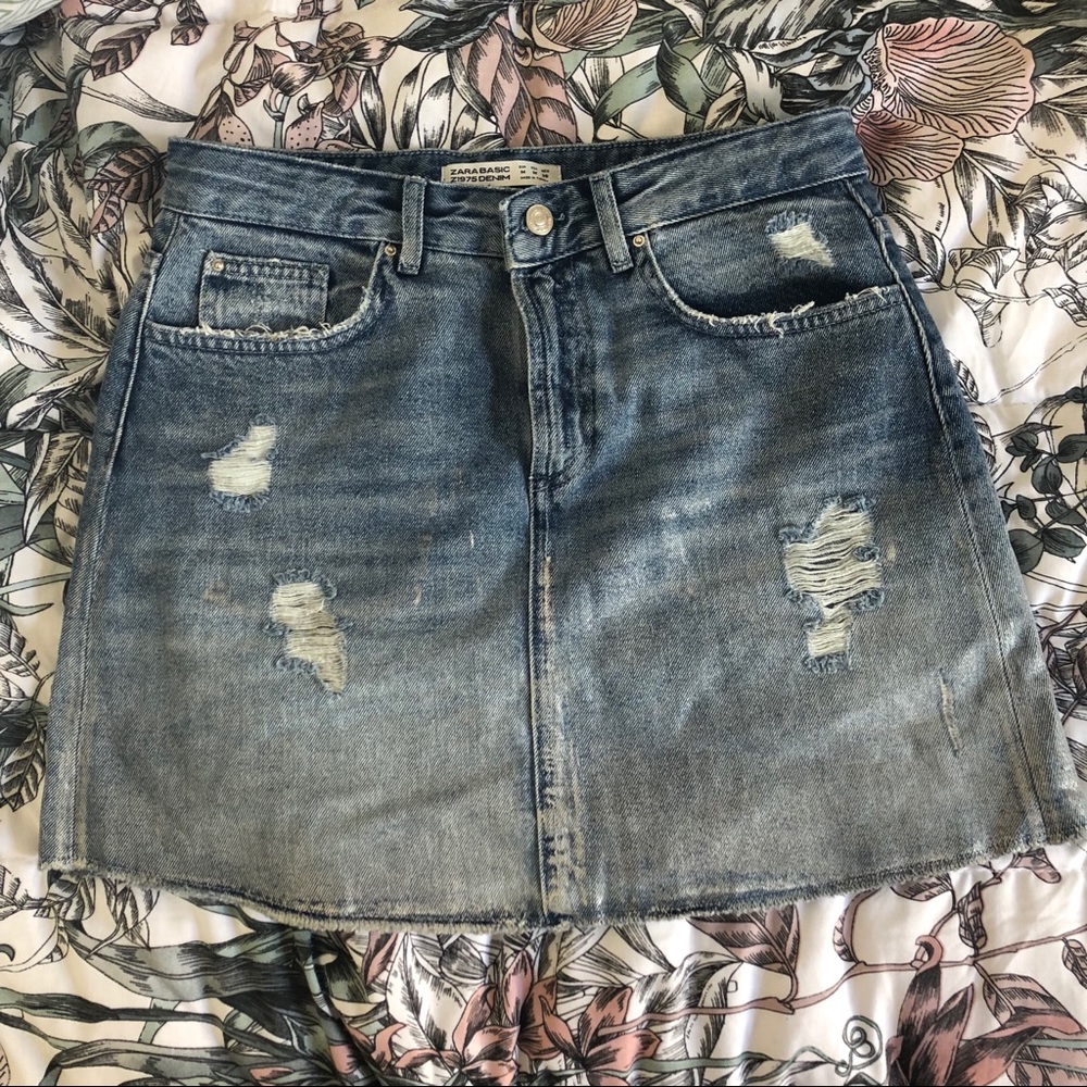 Zara jean skirt with holographic detail